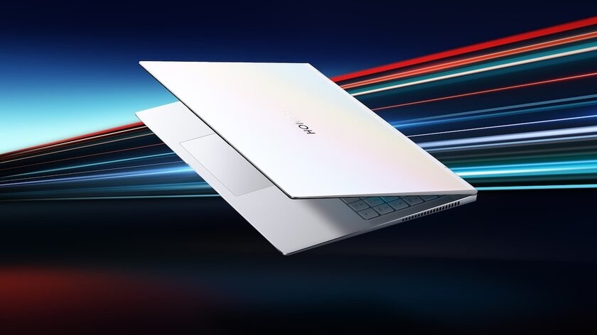 - HarDet RAM-en er loddet til hovedkortet og fungerer i tokanalsmodus.