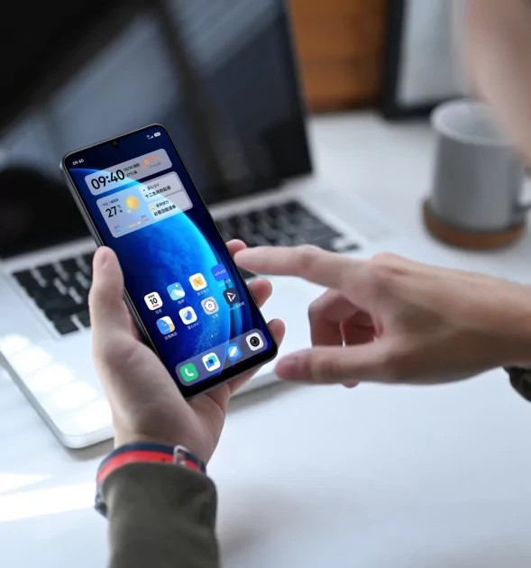 Det nye produktet har en svært kraftig prosessor og et romslig batteri, som lover lang batterilevetid.