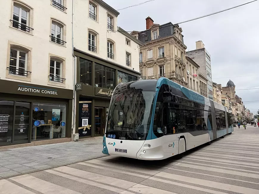 Eksempelbilder tatt med Apple iPhone 17 Pro Max-kameraet