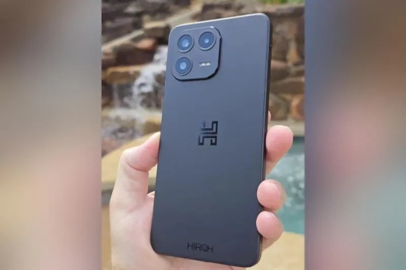 HIROH hevder at selskapet deres, i motsetning til store teknologigiganter som Apple og Samsung, ikke samler inn brukerdata. - HarDet HIROH hevder at selskapet deres, i motsetning til store teknologigiganter som Apple og Samsung, ikke samler inn brukerdata.