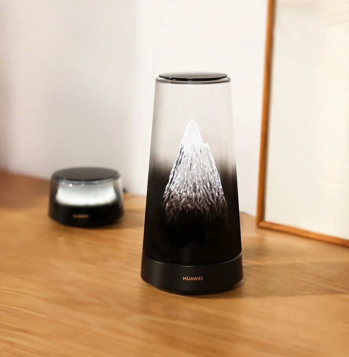 Ruteren støtter Wi-Fi 7 med dataoverføringshastigheter på opptil 3570 Mbps på 6 GHz-båndet. - HarDet Ruteren støtter Wi-Fi 7 med dataoverføringshastigheter på opptil 3570 Mbps på 6 GHz-båndet.