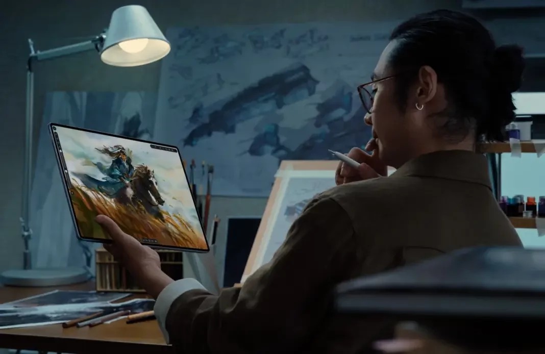 En annen funksjon ved den nye enheten er muligheten til å fungere i skrivebordsmodus. 