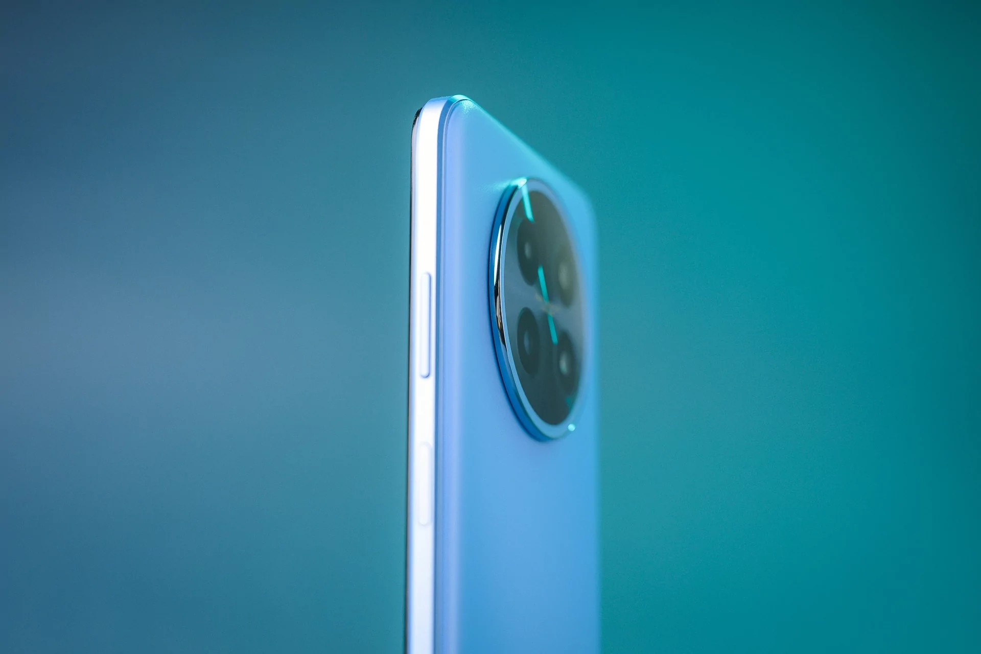 Hovedkameraet tar utmerkede bilder både dag og natt. - HarDet Hovedkameraet tar utmerkede bilder både dag og natt.