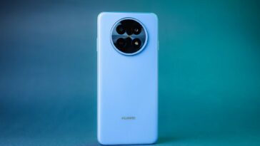 HUAWEI nova 14i imponerer med et enormt 7000 mAh batteri, stor 6,95" skjerm, godt kamera og praktisk X-knapp.